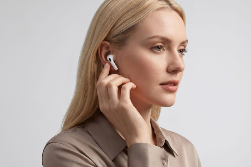 Наушники Apple AirPods 3 белые купить в Москве по цене от 11 390 ₽